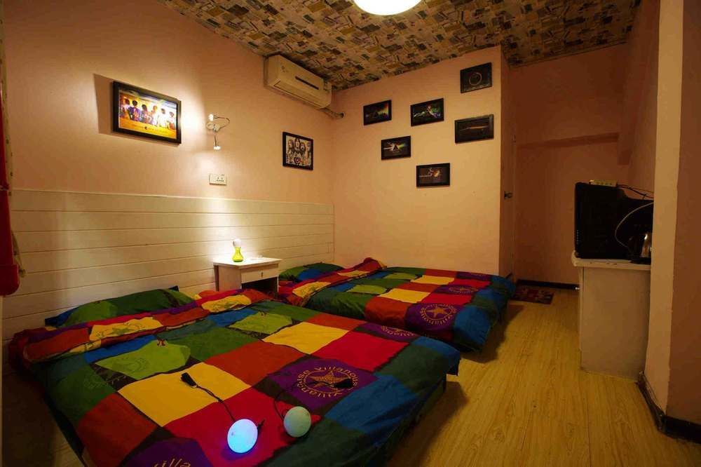 Djmt Universal Guest House Xi'an  Dış mekan fotoğraf